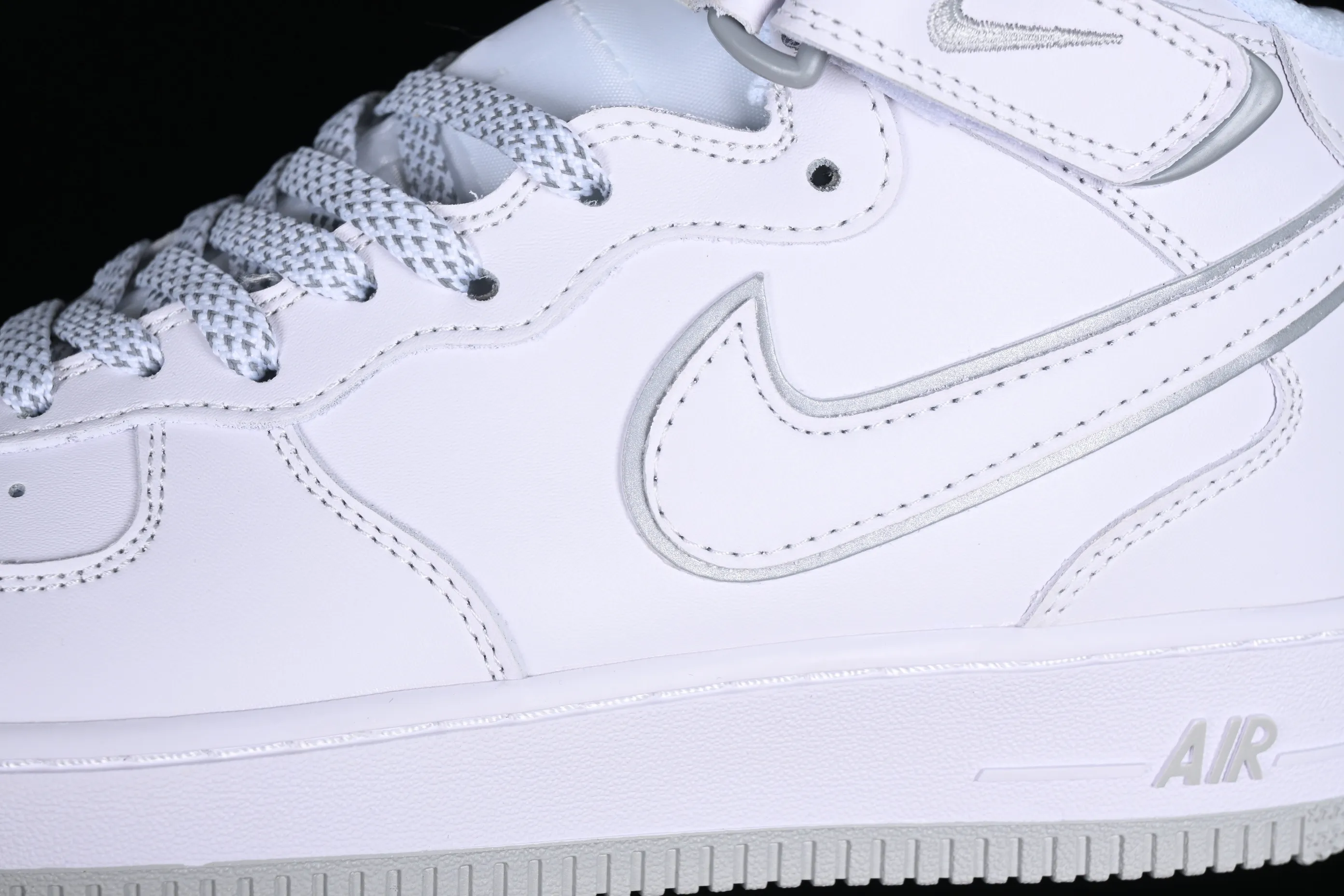 All Categories Nk Air Force 1 Air Force Series Nk Air Force 1 Mid Air Force Mid Nk Air Force 1'07 Mid Beige Silver Stars Air Force One Mid Casual Sneakers WP5623-836